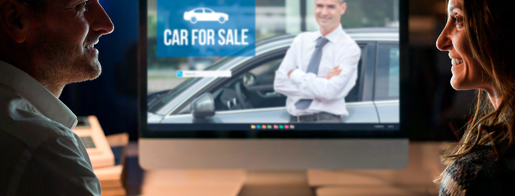 Couple Shopping for a new car online