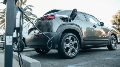 Electric vehicle charging it's battery